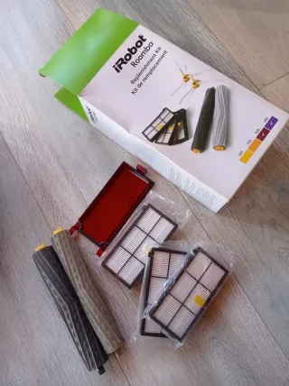 iRobot Roomba Aspiradora + Kit Repuesto