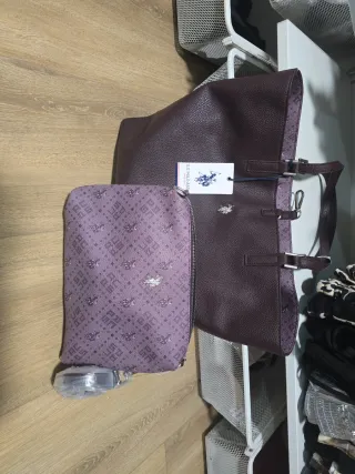 Bolso U.S. Polo Assn. Marrón y Morado
