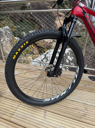 BERRIA BRAVO 29” CARBONO