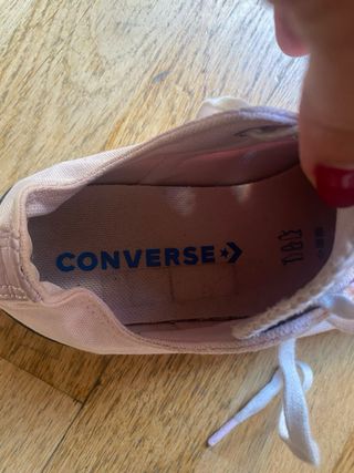 Zapatillas Converse rosas bajas