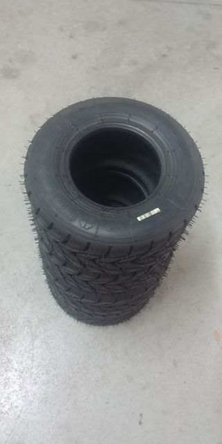 Neumaticos kart lluvia