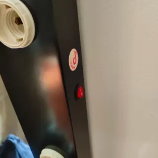 Espejo con 19 bombillas