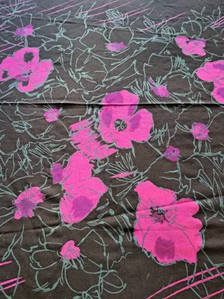 Maxi foulard con fiori fucsia viola