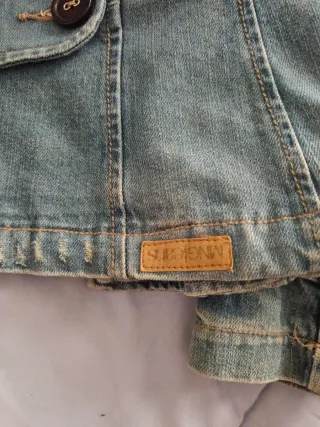 Chaqueta vaquera con forro interior y pelo cuello