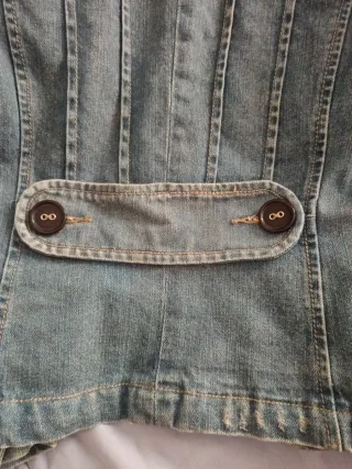 Chaqueta vaquera con forro interior y pelo cuello