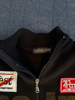 Chaqueta de punto racing negra y roja