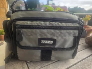 Cámara Pentax P30N + Flash AF260SA. Bolso. Trípode