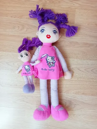 Muñeca Hello Kitty suave morada Nueva con etiqueta