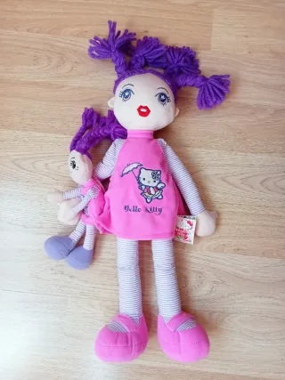 Muñeca Hello Kitty suave morada Nueva con etiqueta