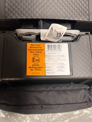 Maxi-Cosi Nomad Plus cadeira auto dobrável