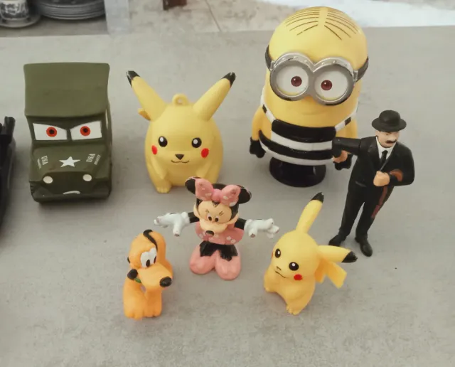 Lotto di 10 Figure e Automobili Varie