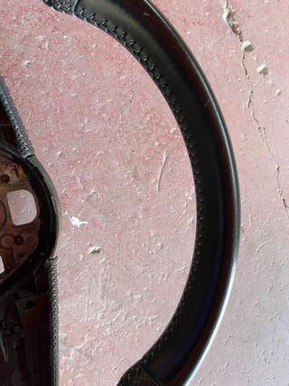 Volante Audi achatado