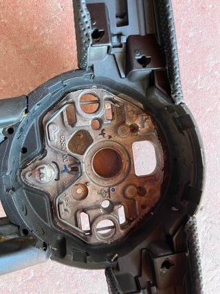 Volante Audi achatado