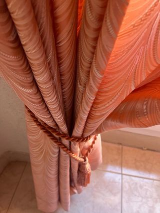 Tende rosa in tessuto