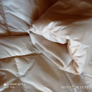 Abrigo acolchado Zara mujer beige plumas