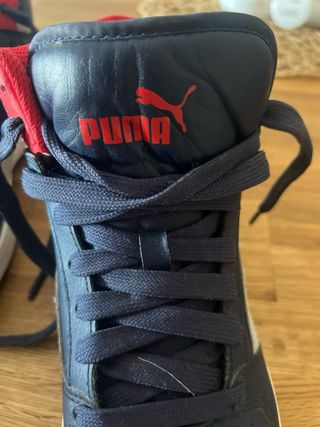 Zapatillas Puma Botín Azul y Rojo