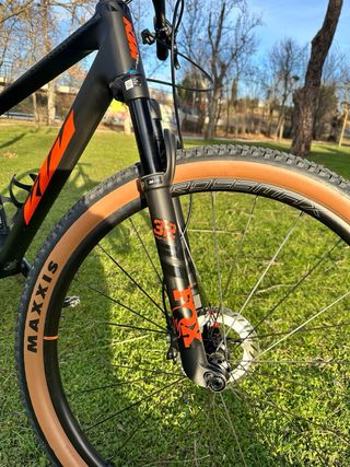 Bicicleta Mtb KTM Myroon Máster Carbón Matt