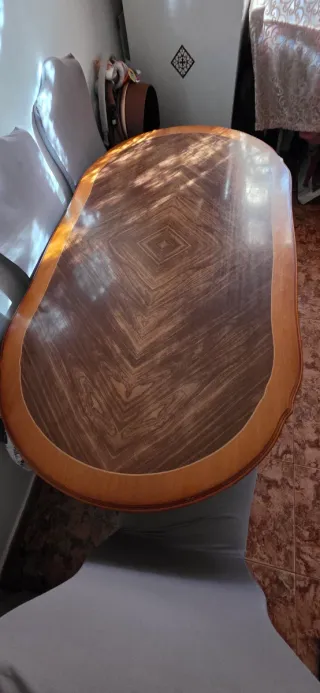 Mesa de comedor extensible de madera