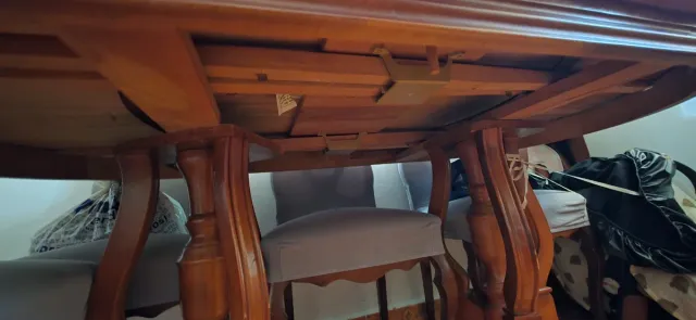 Mesa de comedor extensible de madera