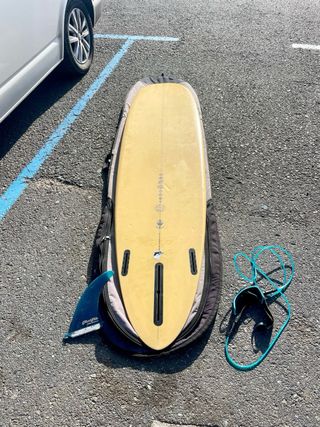 Surfboard Custom-shaped by Filipe Cunha