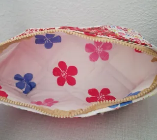 Neceser patchwork flores y estrellas