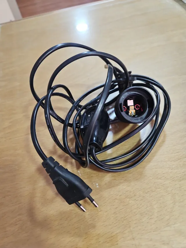 Portalámparas con zapata de flash y rosca universa