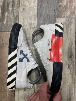 Off-White Scarpe Sneakers Bianche Nere