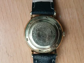 Reloj Bulova Automático Negro Dorado
