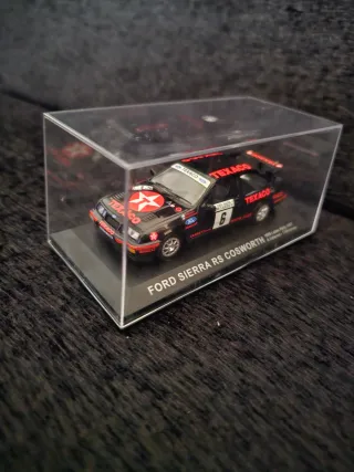 Ford Sierra RS Cosworth - Coche a escala