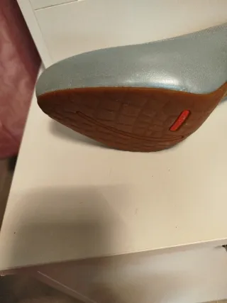 Zapato tacón Rocksport gris talla 42