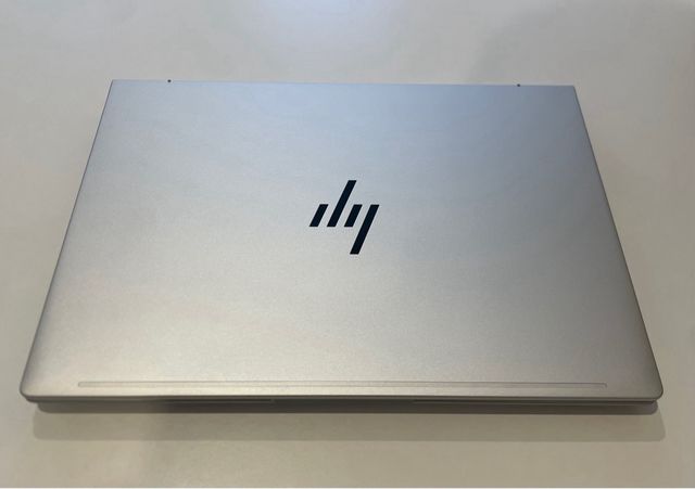 HP EliteBook 640 G11 Portátil 14 Gris/Plata NUEVO