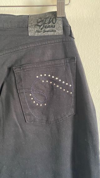 Pantalón vaquero negro