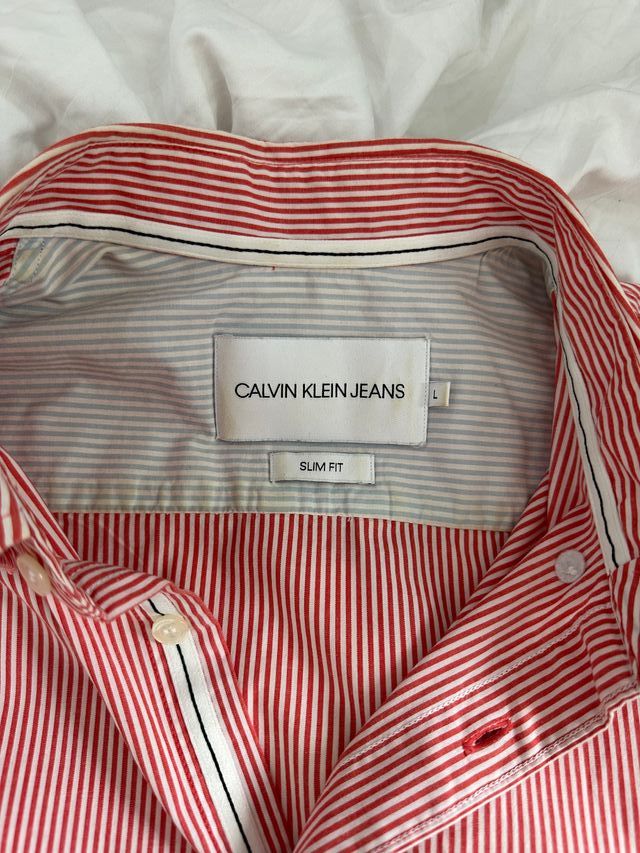 Camisa Calvin Klein Rayas Rojas Talla L
