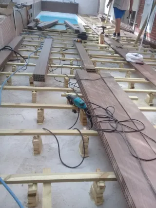 Instalador profesional de tarima exterior