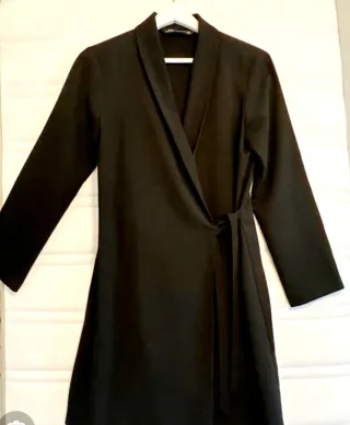 Vestido blazer cruzado Zara negro Talla XS