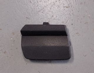 Tapa enganche delantero VW Caddy