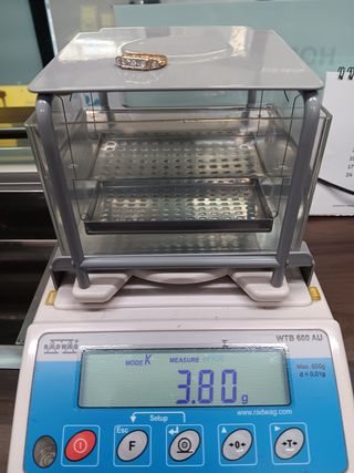 Anillo Oro 18k con Brillantes