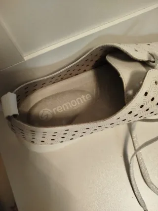 Zapatos blancos de cordones talla 43