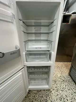 Frigorífico Edesa blanco no hace hielo