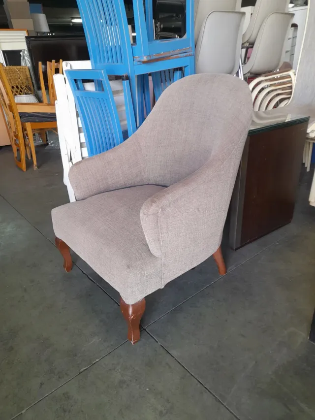 Sillón butaca beige tela