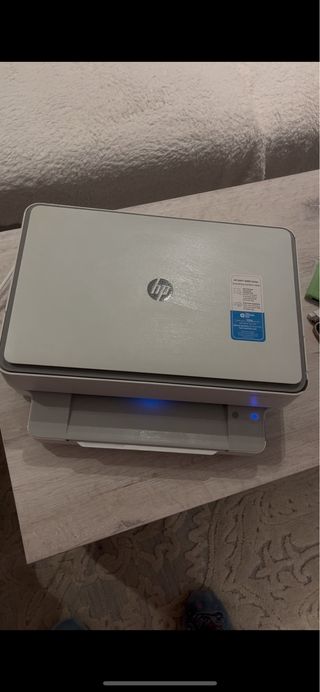 Impresora HP Gris y Blanca