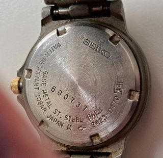 Reloj Seiko SQ 100