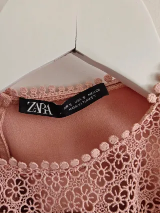 Vestido Zara rosa corto encaje