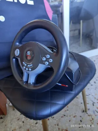 Volante Speedlink PS4 casi nuevo