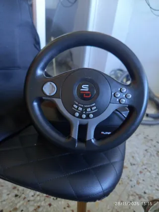 Volante Speedlink PS4 casi nuevo