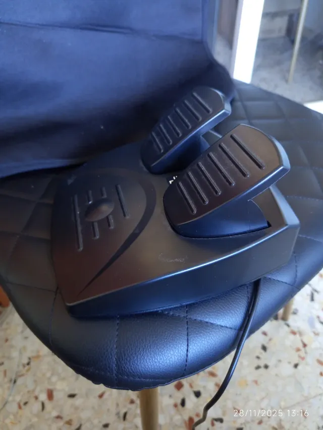 Volante Speedlink PS4 casi nuevo