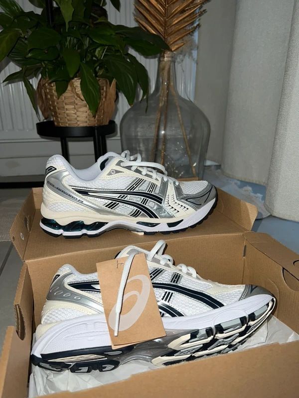 Zapatillas Asics Mujer Talla 40 Nuevas