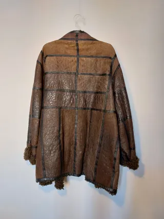 Chaqueta piel borreguito marrón (Con taras)