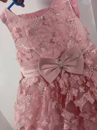 Vestido rosa niña 4-5 años con cola