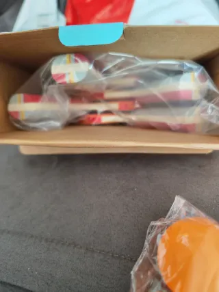 Set 4 Raquetas Ping Pong y 6 Bolas